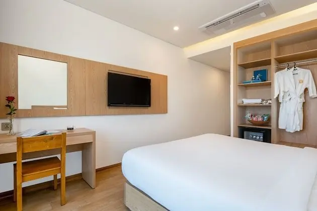 Deluxe Tek Büyük Yataklı Oda, Deniz Manzaralı