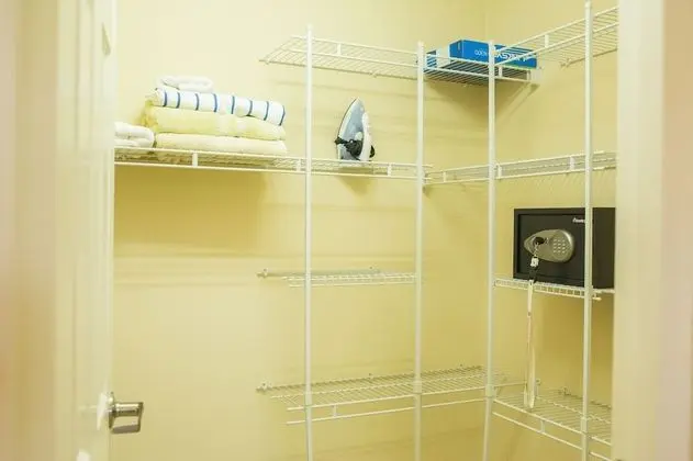 Luxury Condo, 1 Bedroom