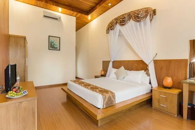 Deluxe Bungalov, Denize Sıfır