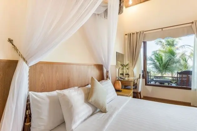 Deluxe Bungalov, Denize Sıfır