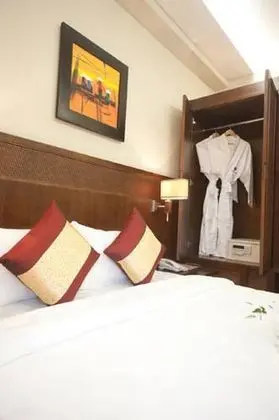 Deluxe (Executive Floor, only 5 rooms/ floor)