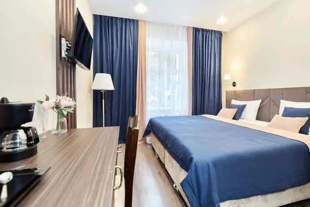 Standard Tek Büyük Yataklı Oda