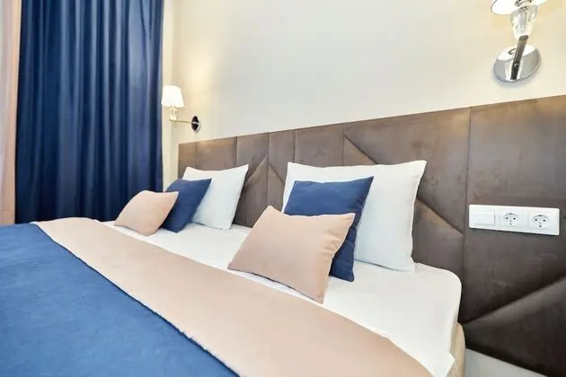 Standard Tek Büyük Yataklı Oda