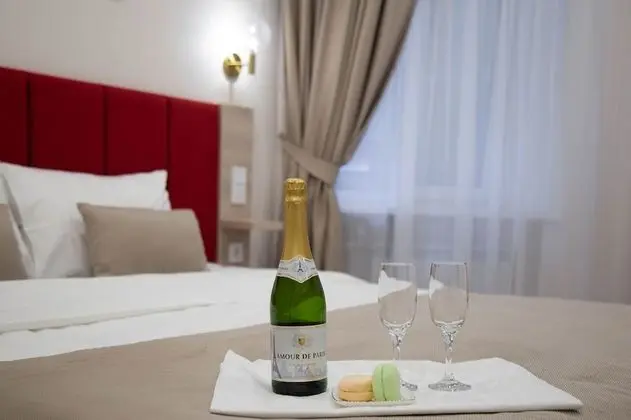 Standard Tek Büyük Yataklı Oda