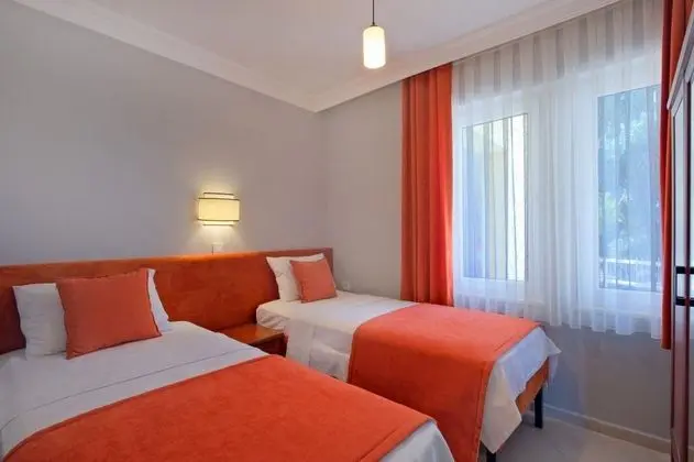 Daire, Havuz Manzaralı, Balkonlu