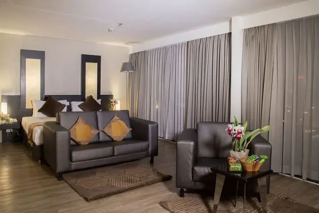 Junior Suite, Queen Bed