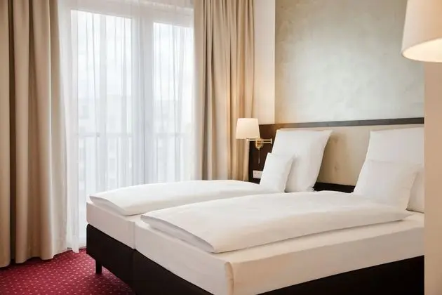 Small double room