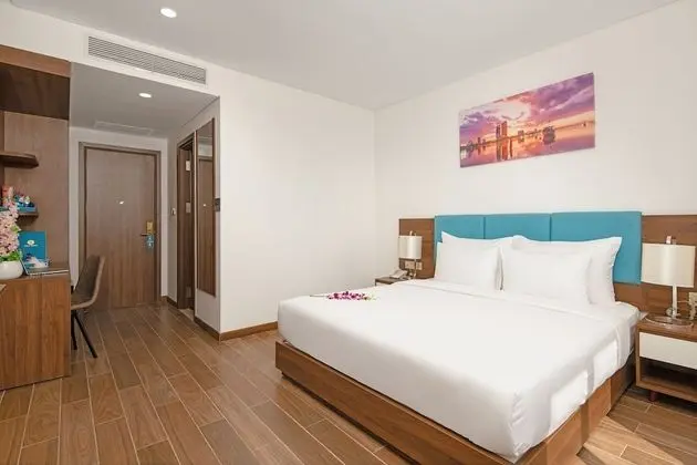 Deluxe Tek Büyük Yataklı Oda, Nehir Manzaralı