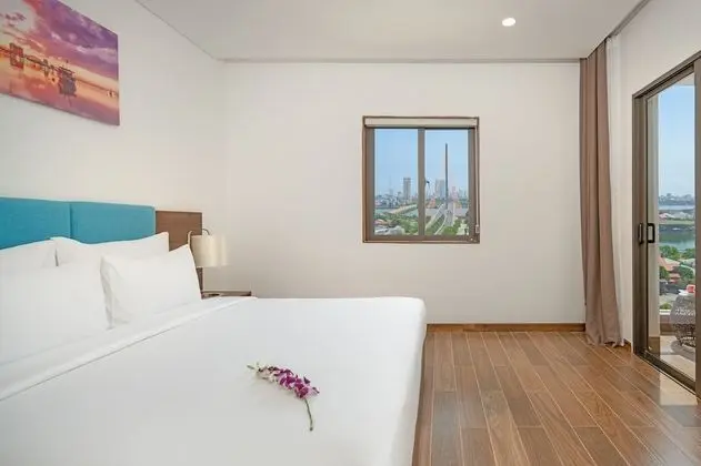 Deluxe Tek Büyük Yataklı Oda, Nehir Manzaralı