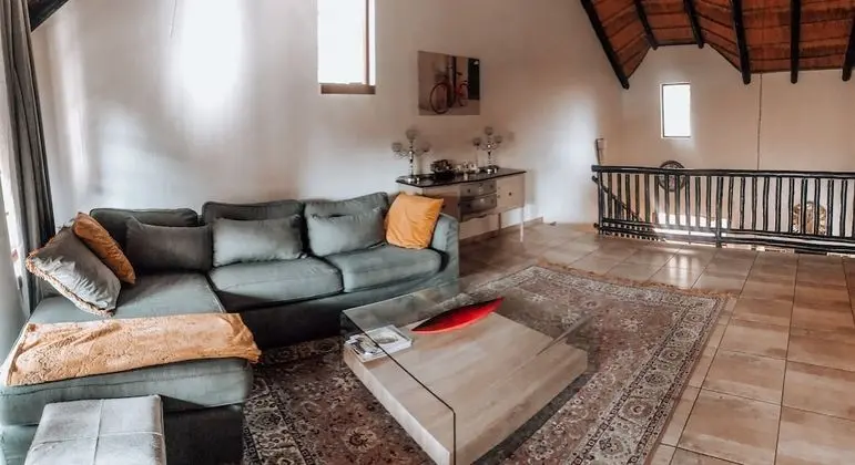 Ev, 5 Yatak Odası, Balkon