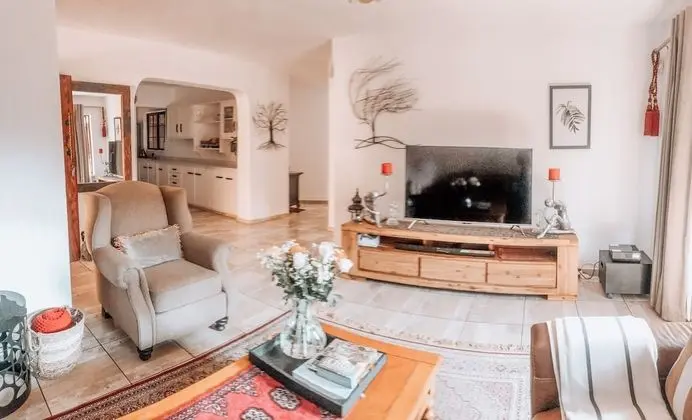 Ev, 5 Yatak Odası, Balkon
