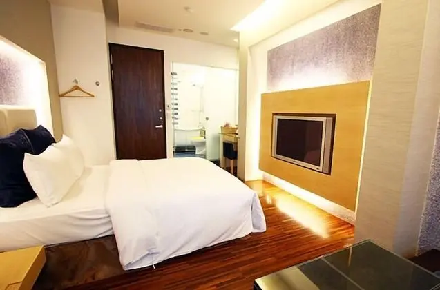 Design Tek Büyük Yataklı Oda