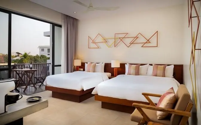 Classic Family Room (Free One Way Airport Transfer)