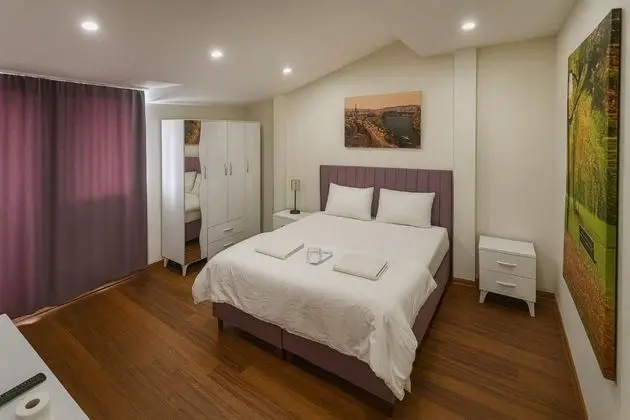 https://images.odamax.com/img/1024x768/odamax/image/upload/Gold_Suit_Otel_Bak_rk_y_City_Center_202602031402267_Pi7_Tool_803105364.jpg