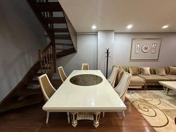https://images.odamax.com/img/1024x768/odamax/image/upload/Gold_Suit_Otel_Bak_rk_y_City_Center_202602031404186_Pi7_Tool_804269488.jpg