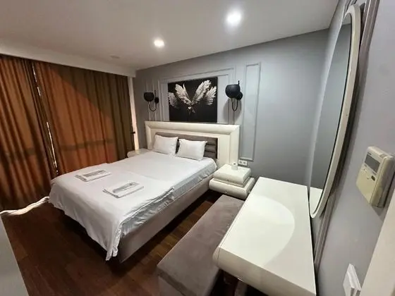 https://images.odamax.com/img/1024x768/odamax/image/upload/Gold_Suit_Otel_Bak_rk_y_City_Center_202602031404188_Pi7_Tool_804269485.jpg