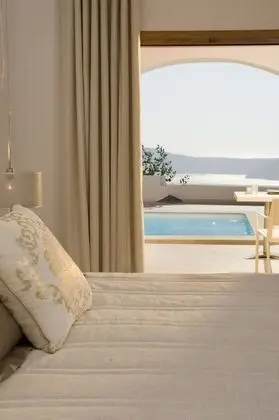 Deluxe Suite, Heated Pool, Caldera View