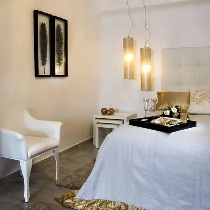 Deluxe Suite, Heated Pool, Caldera View