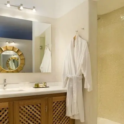 Deluxe Suite, Heated Pool, Caldera View
