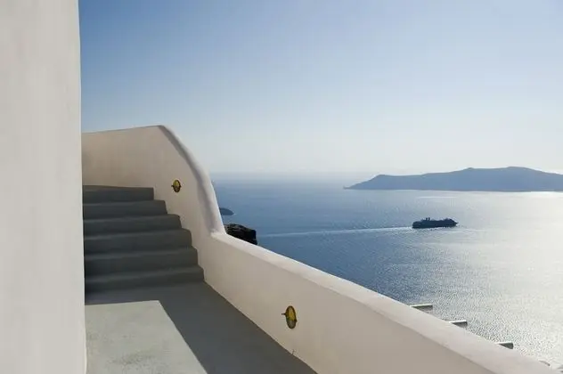 Deluxe Suite, Heated Pool, Caldera View