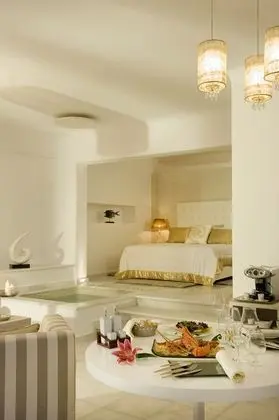 Grand Suite, Pool and Hot Tub, Caldera View