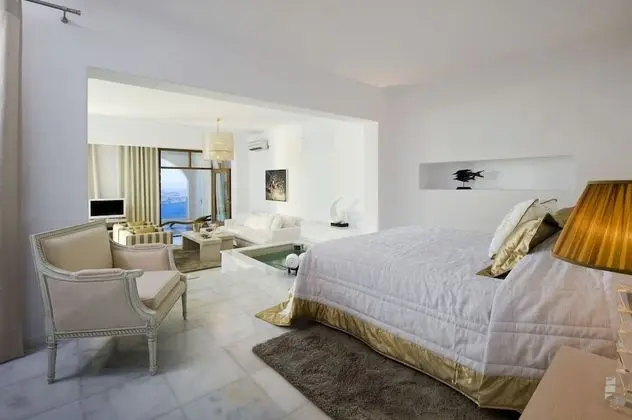 Grand Suite, Pool and Hot Tub, Caldera View