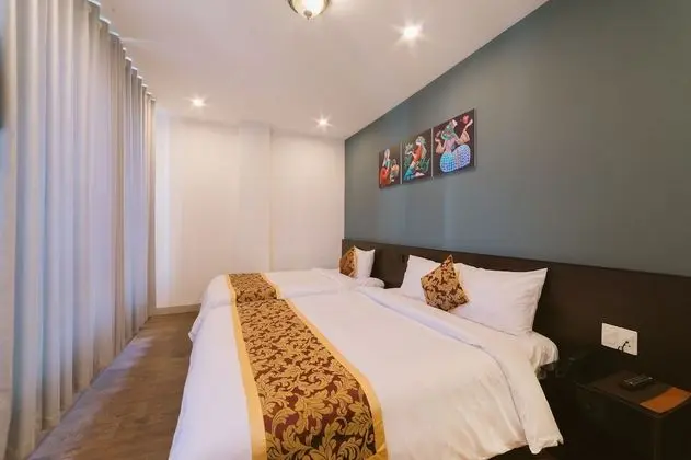 Deluxe Üç Kişilik Oda