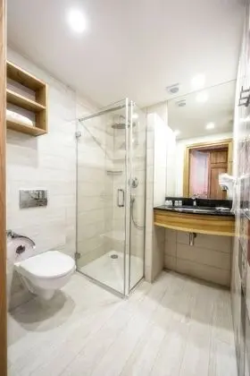 Comfort Tek Büyük Yataklı Oda