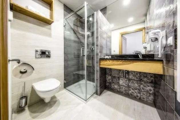 Comfort Tek Büyük Yataklı Oda