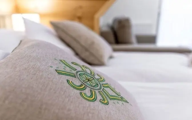 Premium Tek Büyük Yataklı Oda