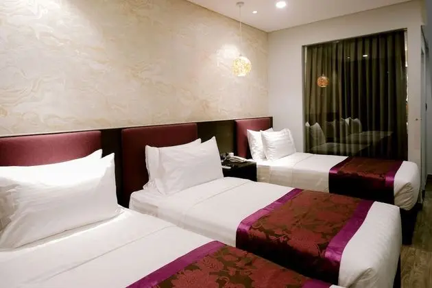 Deluxe Üç Kişilik Oda