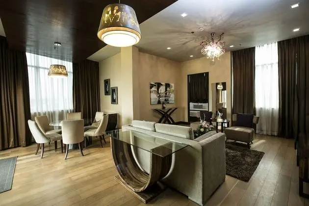 Çatı Katı Süiti (Penthouse)