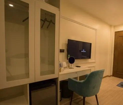 Deluxe Tek Büyük Yataklı Oda