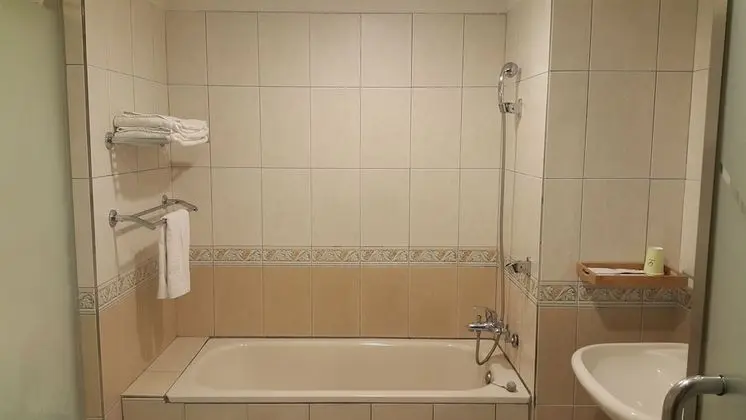 Premier Tek Büyük Yataklı Oda