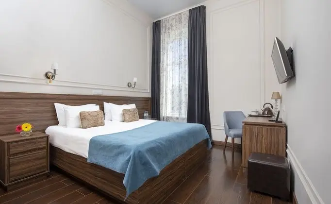 Standard Tek Büyük veya İki Ayrı Yataklı Oda, Buzdolabı