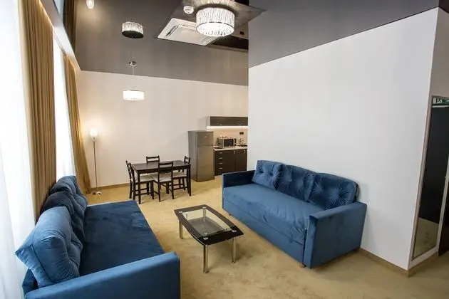 Business Apart Daire (Silver)