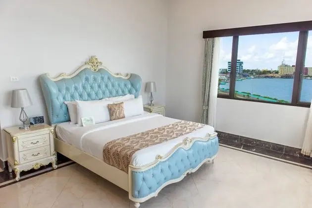 Deluxe Oda, 1 En Büyük (King) Boy Yatak, Okyanus Manzaralı (Jacuzzi)