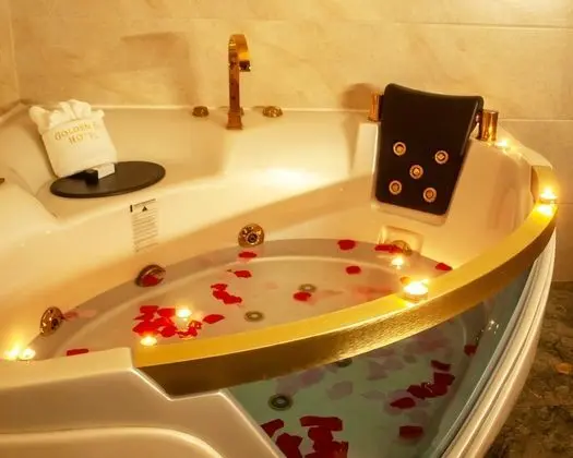 Deluxe Oda, 1 En Büyük (King) Boy Yatak, Okyanus Manzaralı (Jacuzzi)