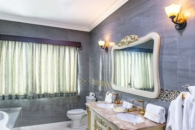 Luxury Süit, Birden Çok Yatak, Okyanus Manzaralı (Jacuzzi)