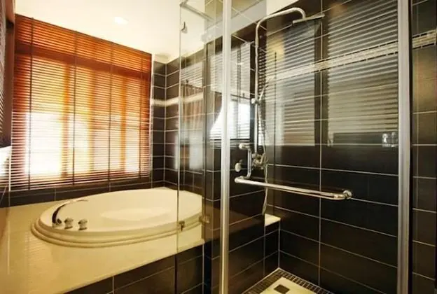 Deluxe Tek Büyük Yataklı Oda, Okyanus Manzaralı