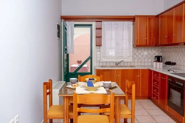 Basic Apart Daire, Teras