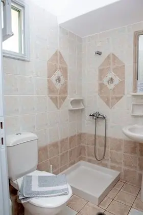 Basic Apart Daire, Teras