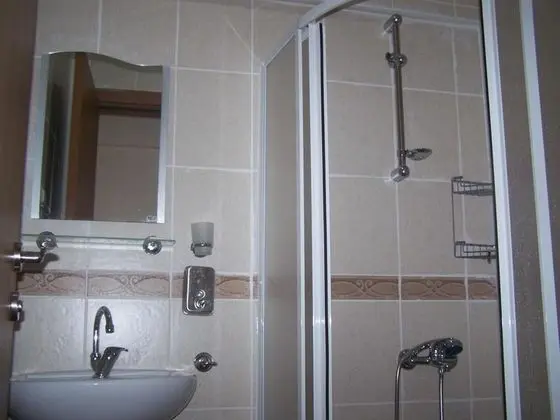 Triple, Şehir Manzaralı