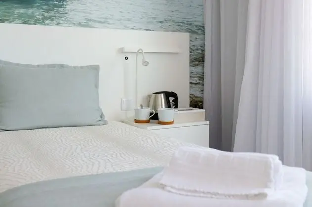 Standard Tek Büyük veya İki Ayrı Yataklı Oda, Kısmi Deniz Manzarası