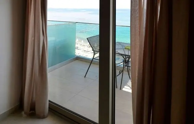 Tek Büyük Yataklı Oda, Deniz Manzaralı