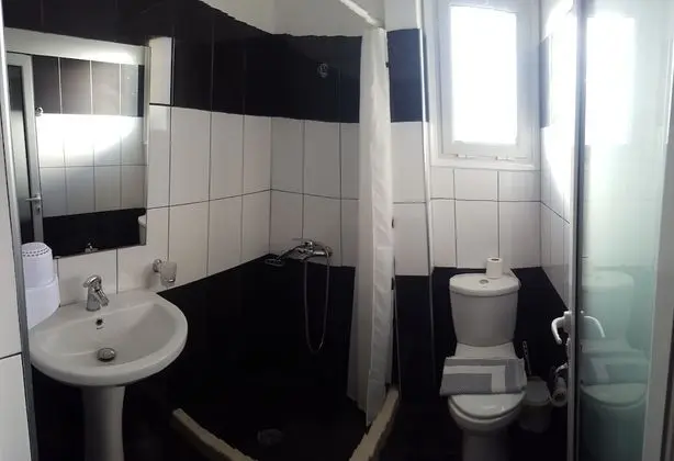 Basic Tek Büyük Yataklı Oda