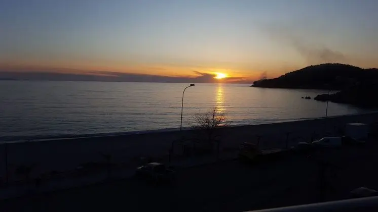 Basic Tek Büyük Yataklı Oda