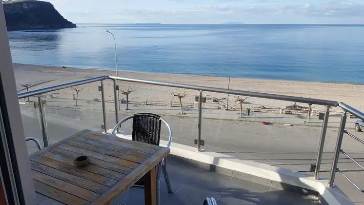 Basic Tek Büyük Yataklı Oda