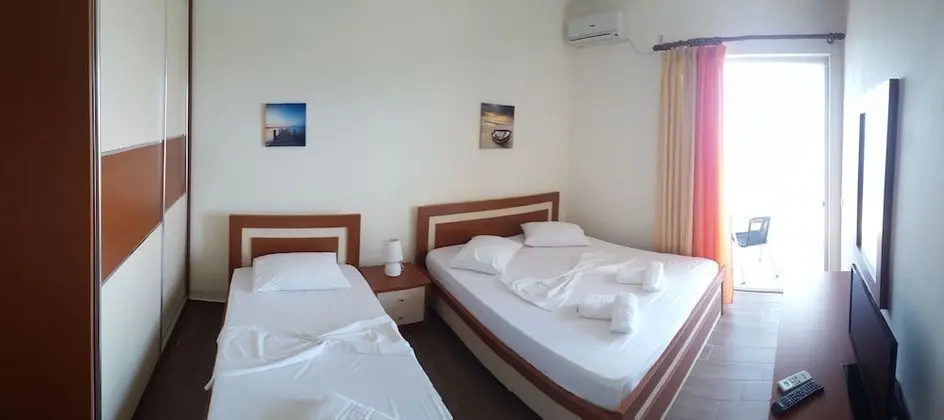 Basic Üç Kişilik Oda