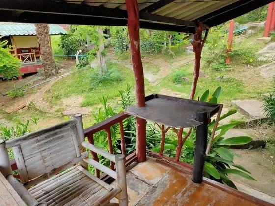 Bungalow with Garden View